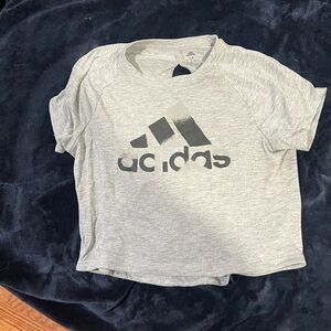 Adidas Tshirt